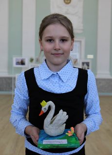 Миронова Полина, 8 лет, (Царевна Лебедь). преп. К.А. Корягина