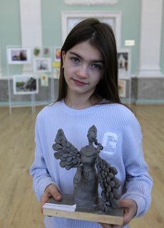 Миронова Софья, 11 лет, (Царевна Лебедь), преп. И.В. Володин